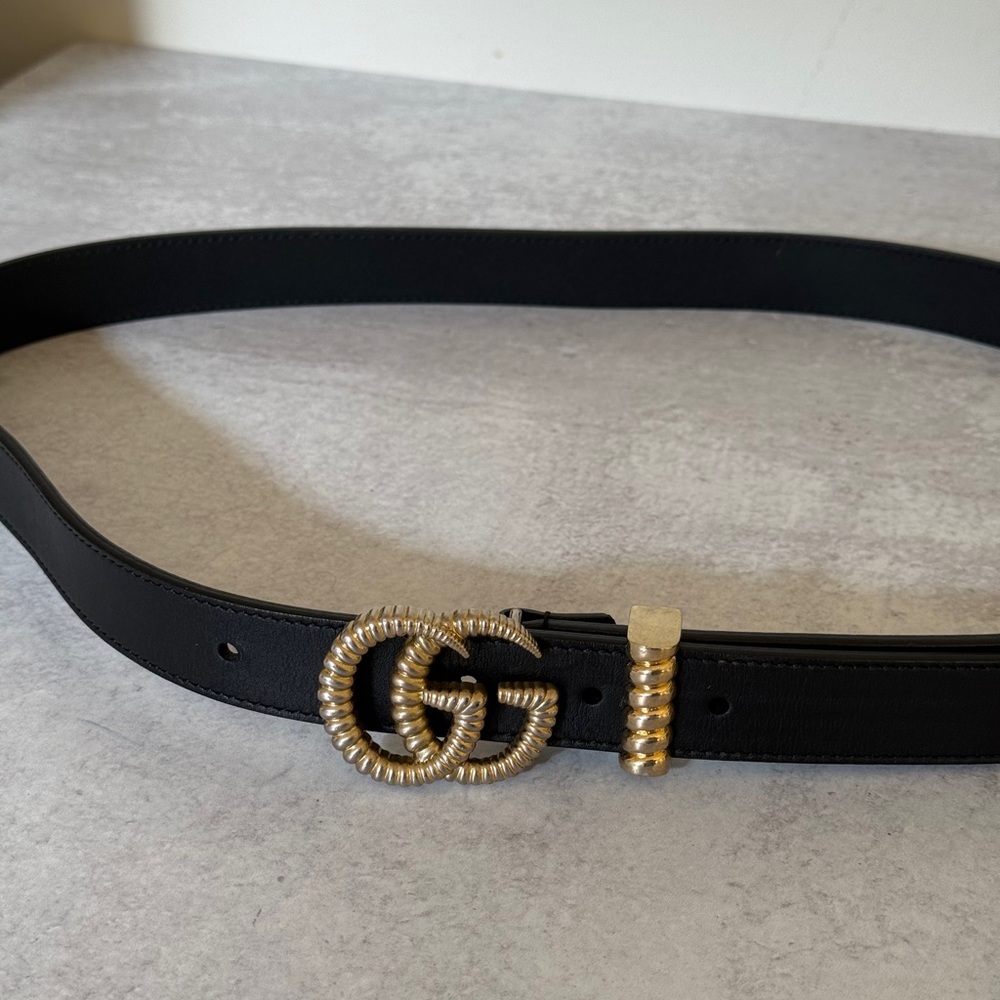 Gucci Black Belt with Gold GG Buckle